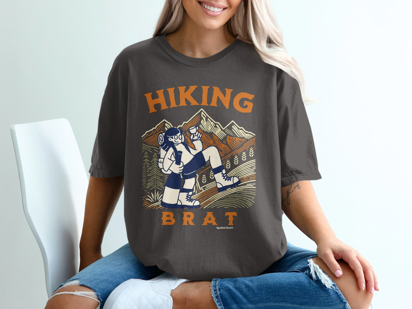 Hiking Brat Graphic Print Unisex Casual T-Shirt